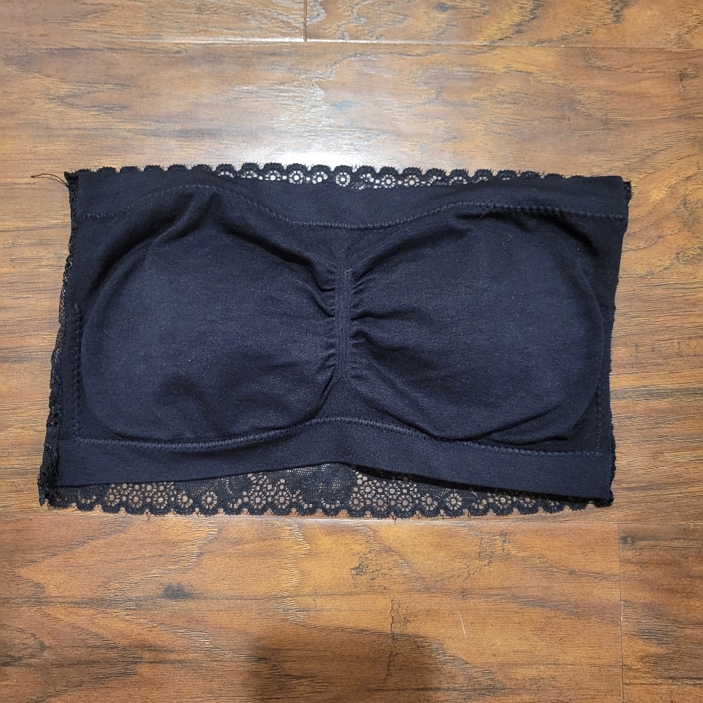 Lace back bandeau
